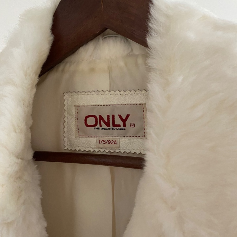 Only Real Rabbit Teddy Jacket - Picture 6 of 11